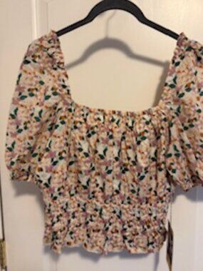 Trovata Birds of Paradis (Drew) Pheasant Style Blouse